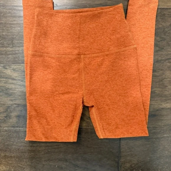 Beyond Yoga Women's Spacedye Caught In The Midi High Waisted Legging - Picture 2 of 3